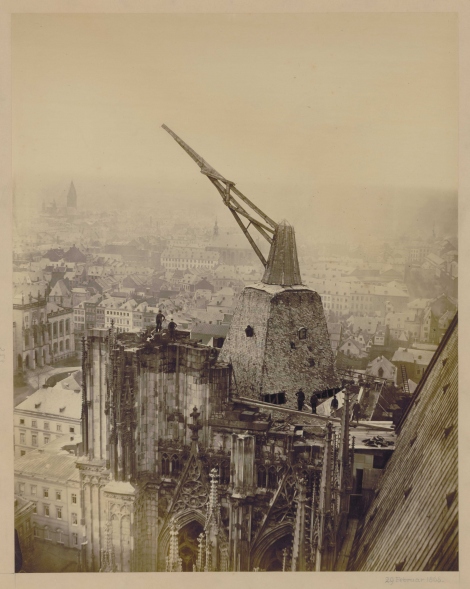 Historische Fotografie des Dombaukrans auf dem unvollendeten Kölner Dom